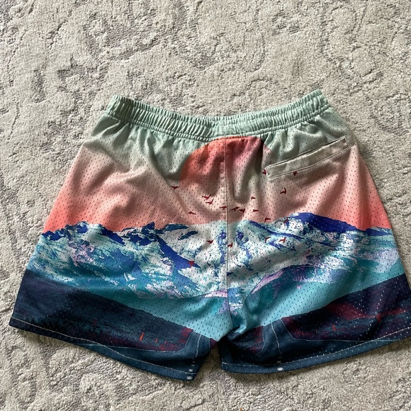 Youngla after party shorts - Picture 2 of 2